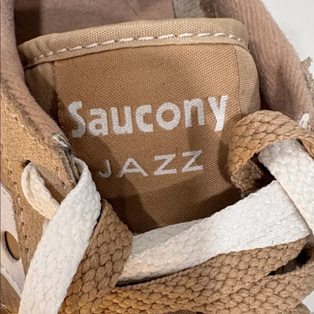 Sauconny Jazz Nude Sneakers - Picture 8 of 8